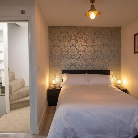 Herring Girl House - Harbourside Property, Sleeps 8 สการ์โบโรห์ ภายนอก รูปภาพ