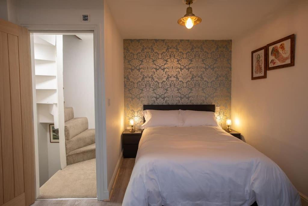 Herring Girl House - Harbourside Property, Sleeps 8 สการ์โบโรห์ ภายนอก รูปภาพ