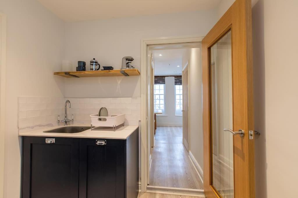 Herring Girl House - Harbourside Property, Sleeps 8 สการ์โบโรห์ ภายนอก รูปภาพ